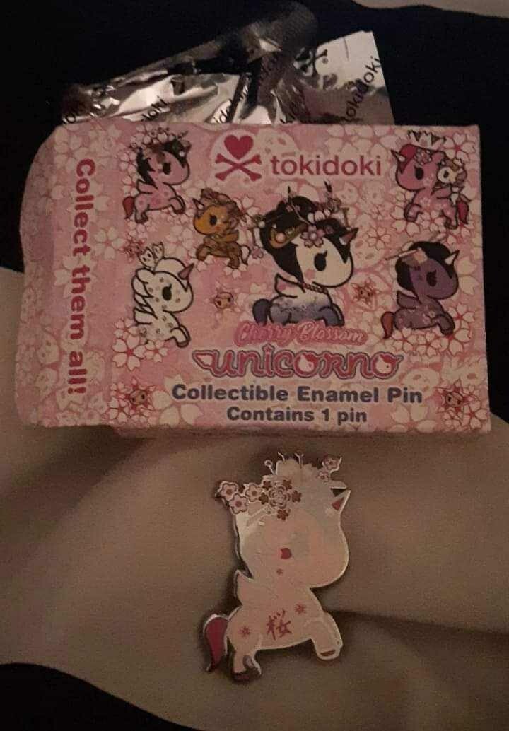 Tokidoki Pin Tokidoki Cherry Blossom enamel pin Sakurako | eBay