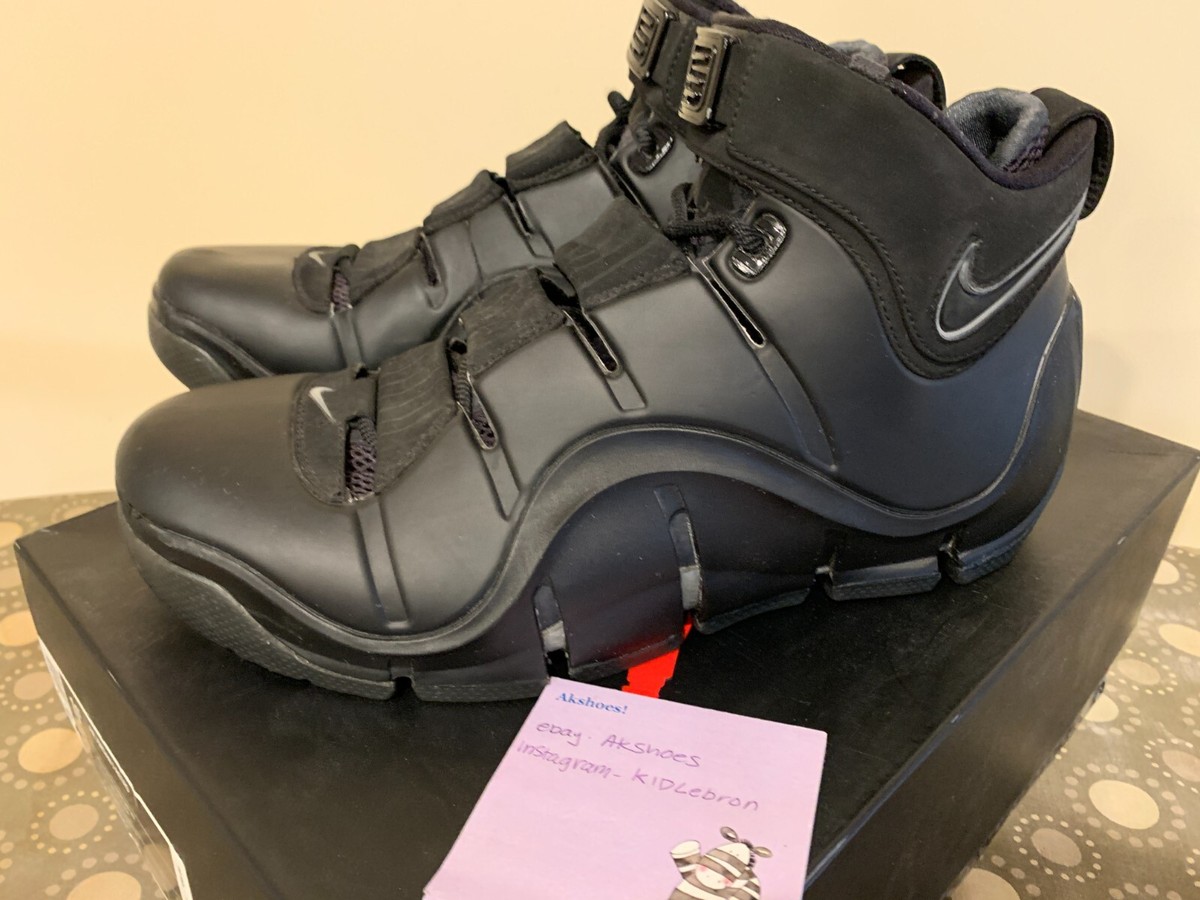 RARE OG NEW Nike Zoom LeBron 4 IV Triple Black 2006 SALES RARE OG NEW Nike Zoom LeBron 4 IV Triple Black 2006 SALES