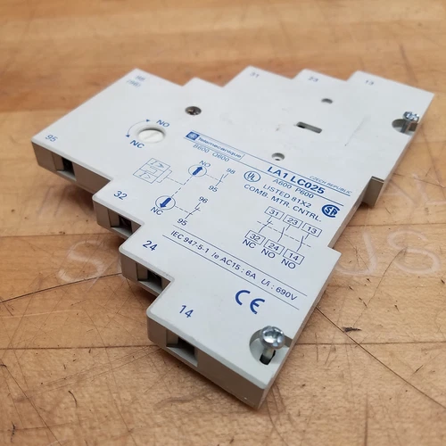 Telemecanique LA1 LC025 Auxillary Contact, 600 VAC 6 Amp 2 NO, 1 NC, 1 NC/NO