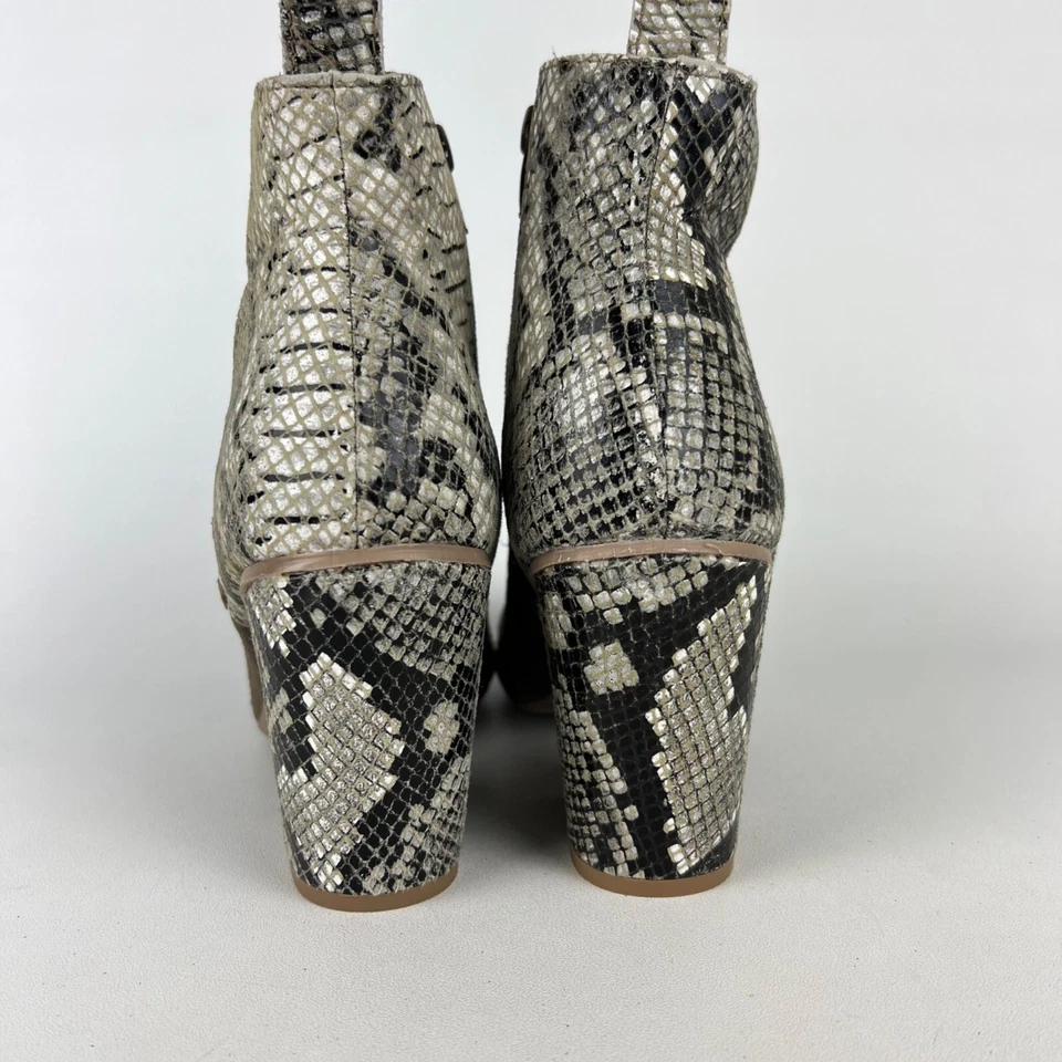 Botín Naughty Monkey Saffron para mujer gamuza topo estampado de serpiente talla 8,5 Foto 4 de 4