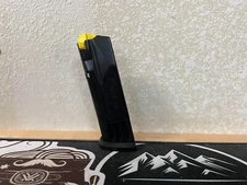 P365 XMACRO Magazine, 9mm, 10 Rd Round, Black X-Macro - 8901466