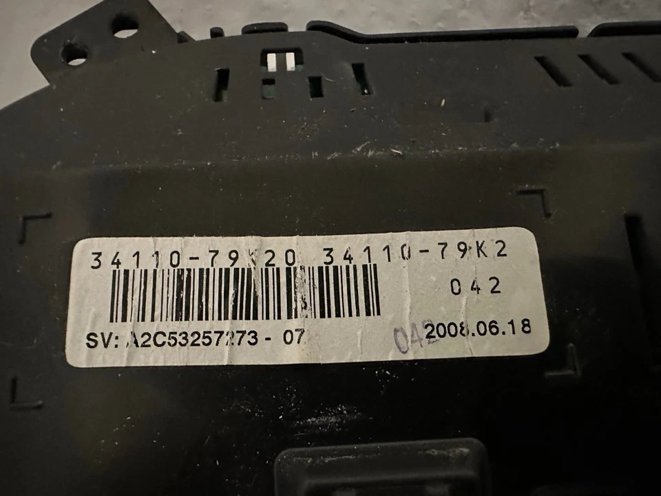 Приборная панель спидометра панель приборной панели 2009 Suzuki Grand Vitara 176 824 миль - Изображение 3 из 4