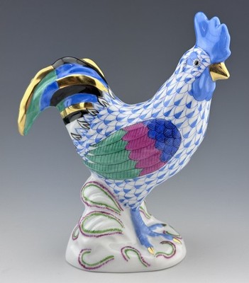   MINT HEREND 5.5  Rooster Bird Blue Fishnet Figurine