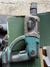 Makita DHR202 18V LXT SDS+ Rotary Hammer Drill – Spares or Repair – Not Working
