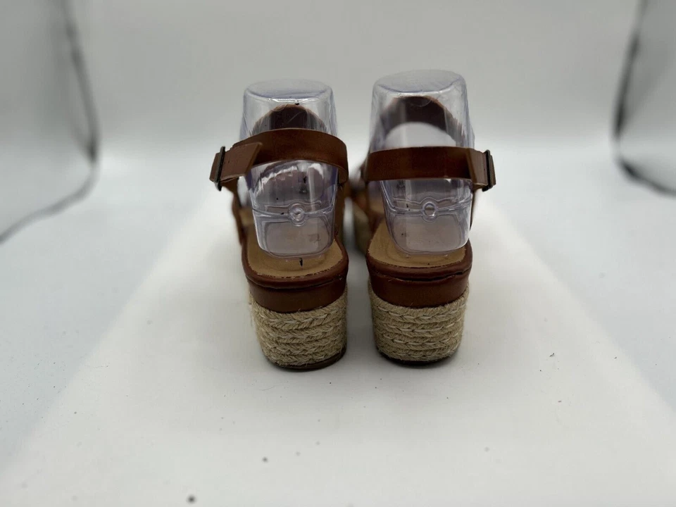 竹制凉鞋女式尺寸 EU37/US7 38572-2 棕色皮革一脚蹬扣 — 第 2/4 张图片