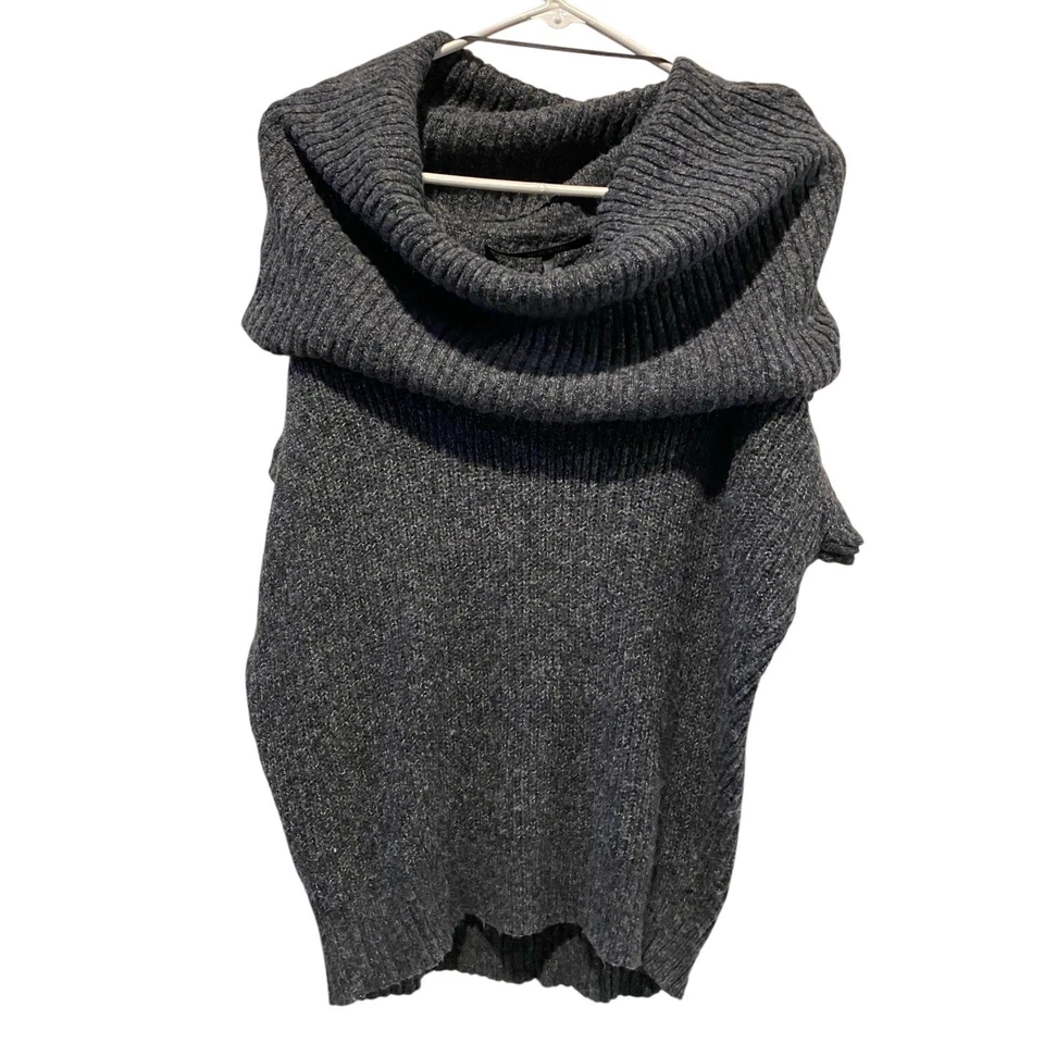 Suéter Mac & Jac Cuello Capucha Manga Corta Pequeño Acanalado Tejido Relajado De Gran Tamaño Foto 2 de 4