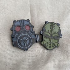 Dorohedoro Collection Mask Pins Caiman Nikaido