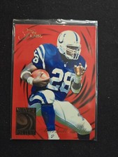 1994 Fleer Flair Football Marshall Faulk RC Wave of the Future #2
