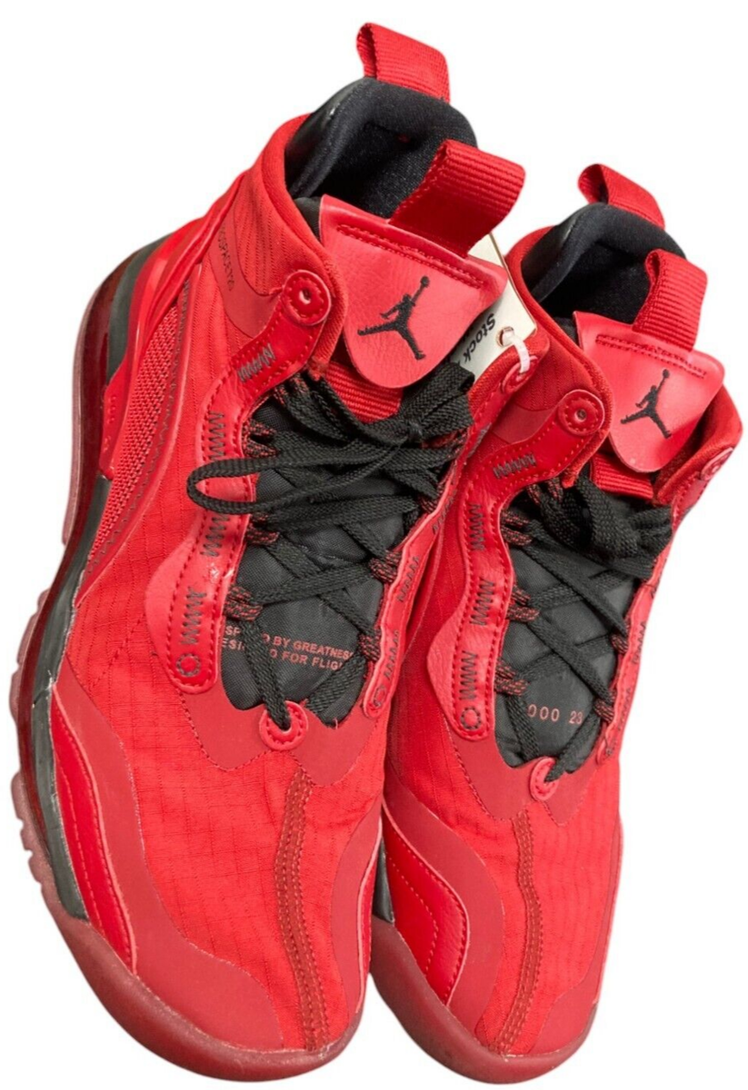 NIKE AIR JORDAN AEROSPACE 720 - MENS US SIZE 9 SHOE - RAGING BULL