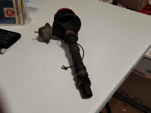 1965 Chevy 327 Distributor AC Delco 1111075 Cast Iron w/Vac Advance Dated 5 E 3 - Picture 8 of 8