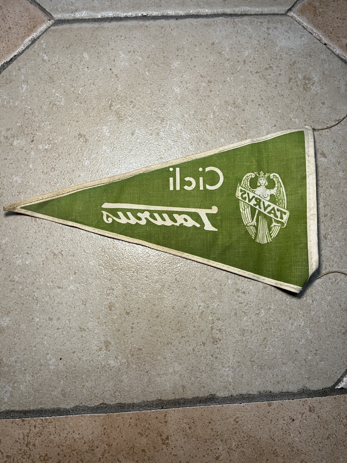 Foto 2 di 2