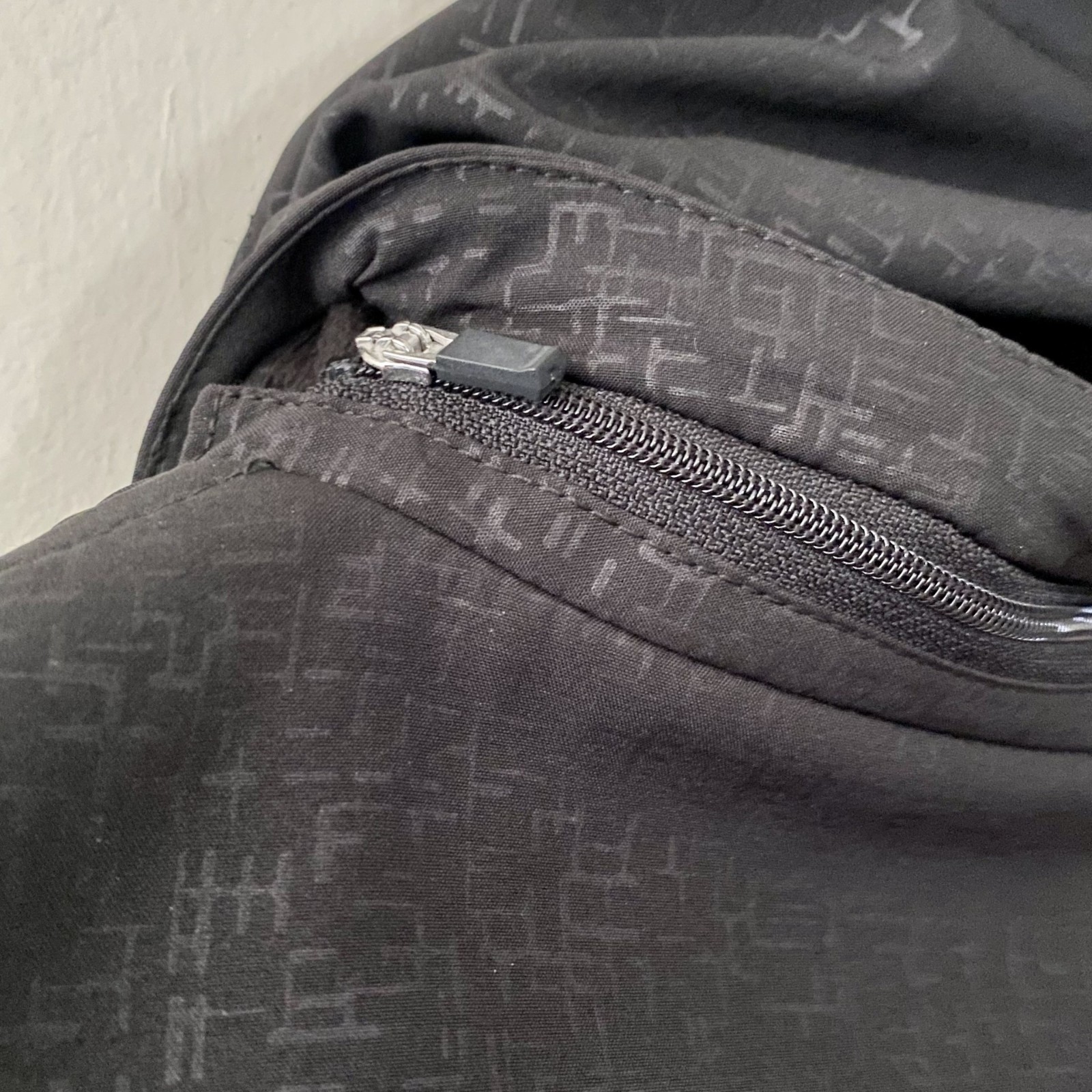 EUC Calvin Klein Softshell Zip Jacket Lined Rain … - image 8