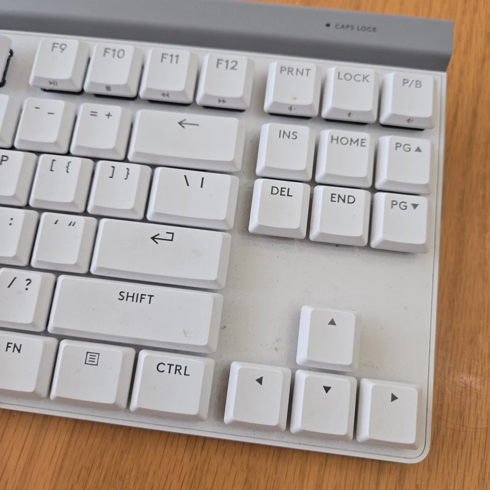 Logitech - G515 LIGHTSPEED TKL Wired Mechanical Tactile Gaming Keyboard White - Image 2 of 4