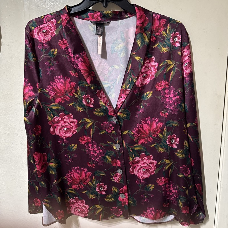 Victoria’s Secret Red Floral Sleep Top Sz XL Valentine’s Day Buttons MSRP $69.50