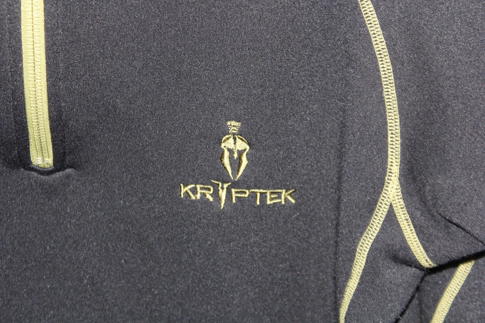 VETEMENTS Felpa con cappuccio KRYPTEK uomo taglia XS foderata in pile nera verde bordo 1 4 zip