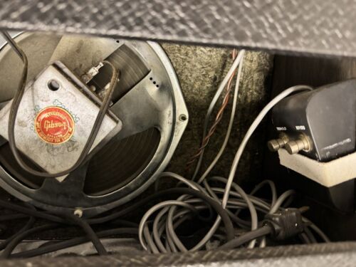 Vintage Gibson GA-15RVT Explorer 12-Watt 1x10" Guitar Combo - Black - Picture 4 of 4