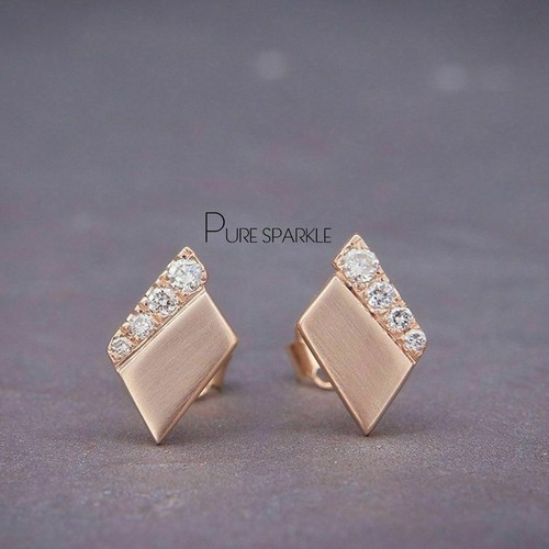 Oro de 14 quilates 0.07 Ct. Diamante creado en laboratorio Rombo Forma de tachuelas Pendientes Joyería fina - Imagen 3 de 4