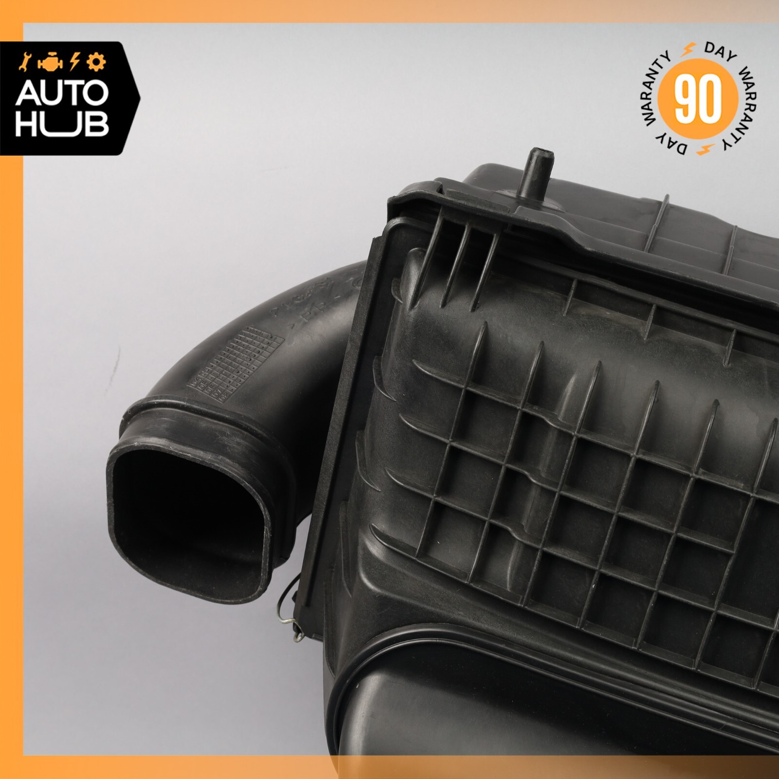 09-19 Maserati GranTurismo 4.7L M145 Air Intake Cleaner Filter Housing Box OEM