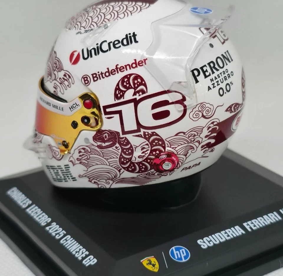 Charles Leclerc Ferrari 2025 China GP Helmet 1/5 Scale Looksmart - Imagen 4 de 4