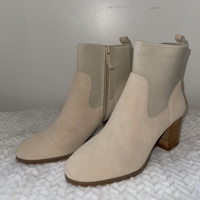 Violet & Red Dusty Beige Ankle Boots Block Heel and Side Zipper size 9 Women s