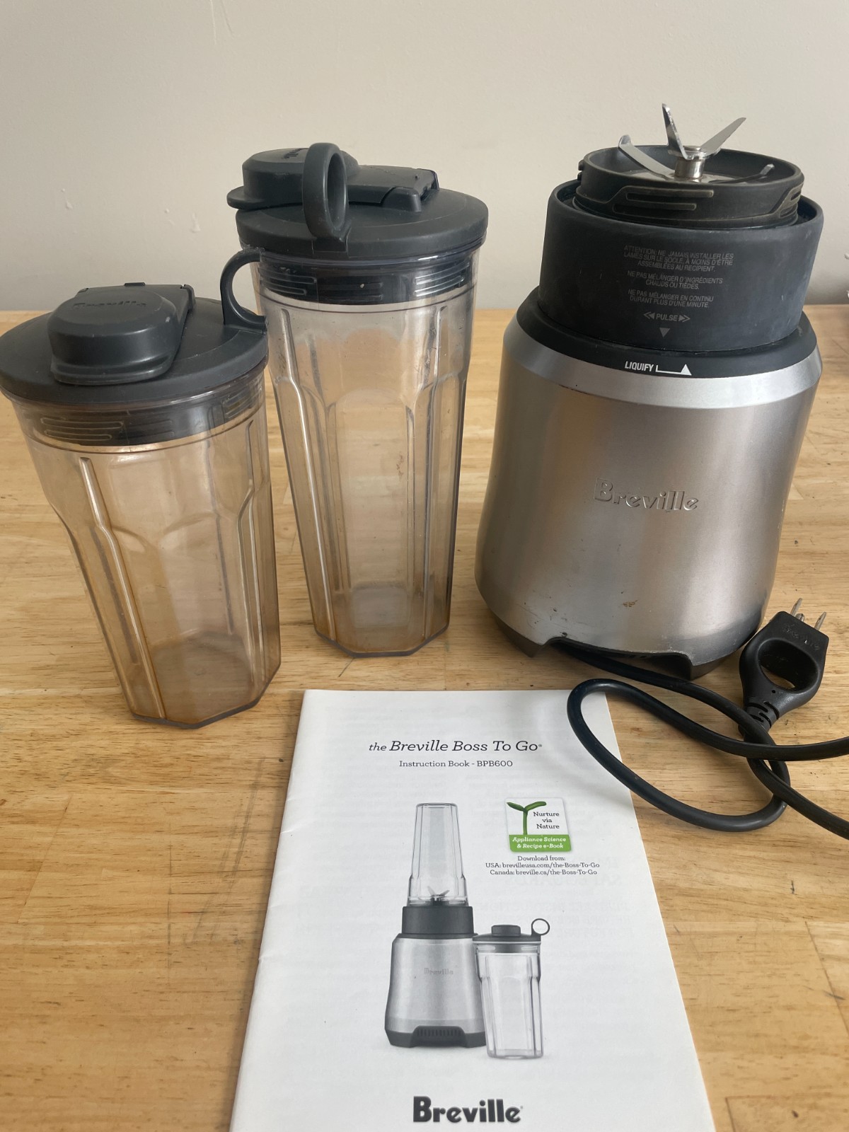 Breville Boss To Go Personal Blender BPB610 + 2 To Go Cups W