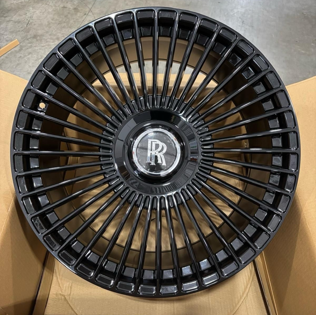 24" Wheels for Rolls Royce Cullinan & Ghost II (Set of 4)