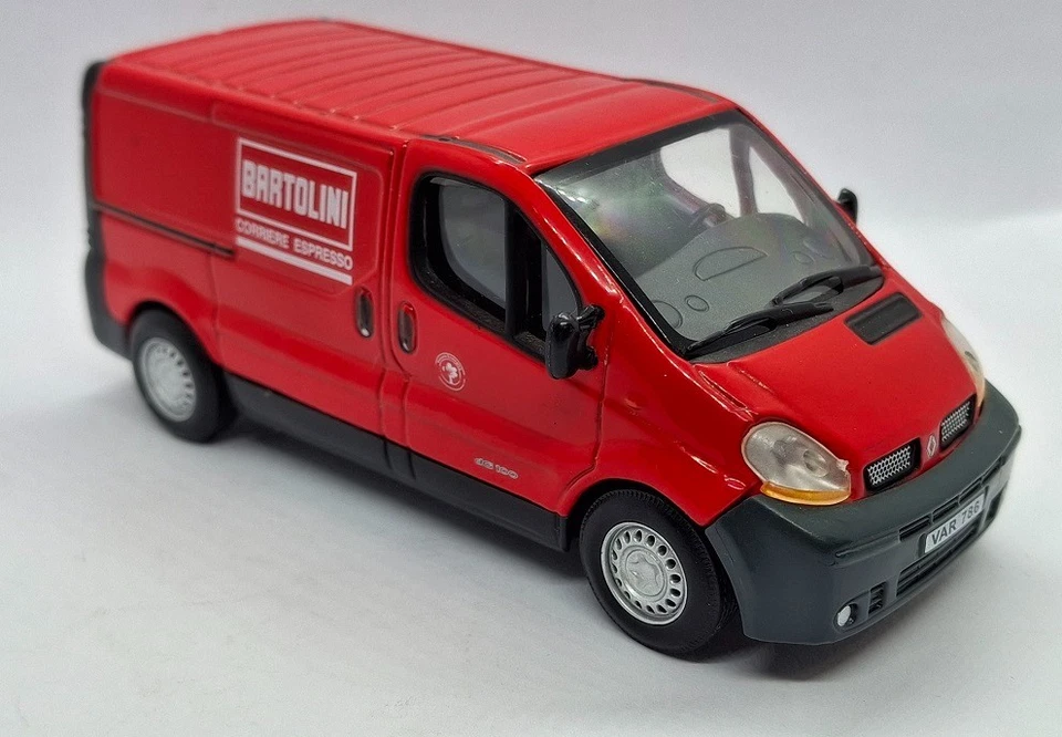 BARTOLINI : RENAULT TRAFIC [ Rosso ] - 1/43 Die-cast Cararama ( BRT ) - Immagine 3 di 4