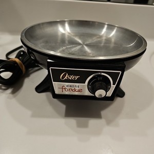 1970’s Vintage Working Oster Electric Fondue. 