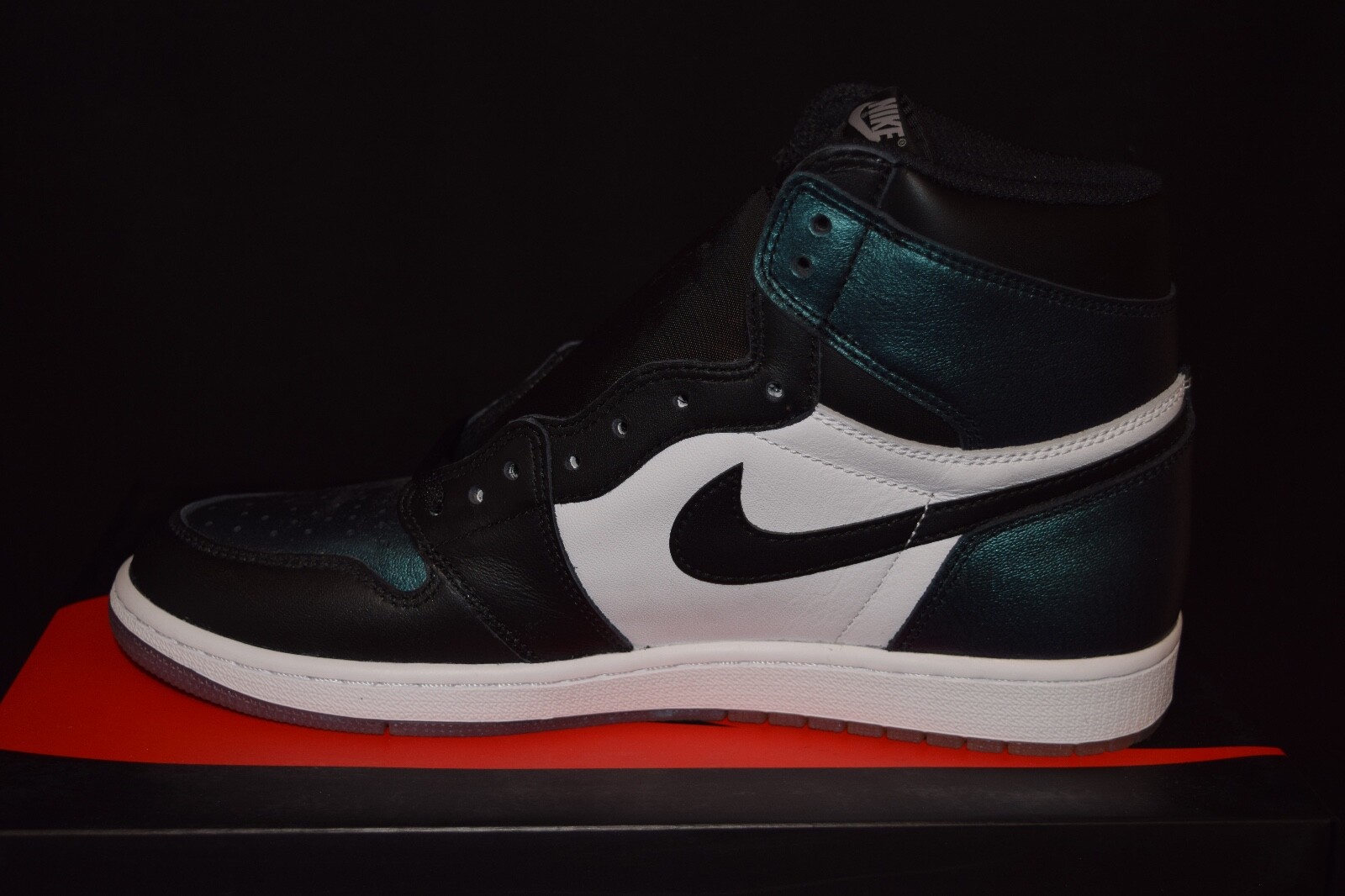 Size 11 - Jordan 1 Retro High OG All 