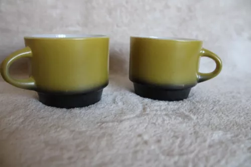 2 VINTAGE FIRE KING Anchor Hocking YELLOW Gold / Brown Cups STACKABLE