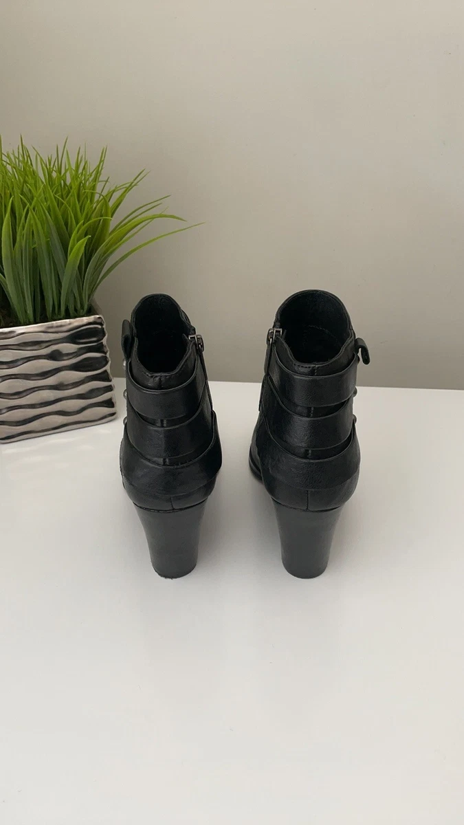 Isola levina bootie sales