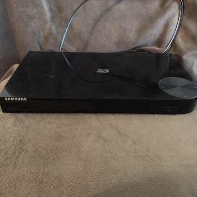 Samsung BD-F5900 3D Blu-Ray/DVD Player Tested And Works Great