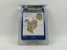 Cornerstone Series HO #933-3734 Modular Large Walls W/ Single Lg. Arched Window 