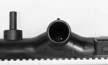 Radiador para 01-10 Chrysler PT Cruiser L4 fila única (sin turbo) Foto 3 de 4