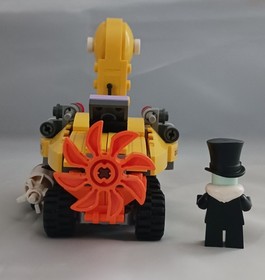 BatBoat Duckmobile Penguin Batman Figures From LEGO 70909 Movie Batcave Break-in