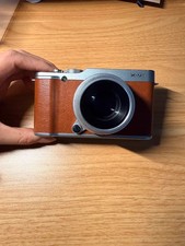 Imagen de Fujifilm X-M1 XM1 16.3MP Mirrorless Digital Camera 35mm f/1.6 manual focus lens