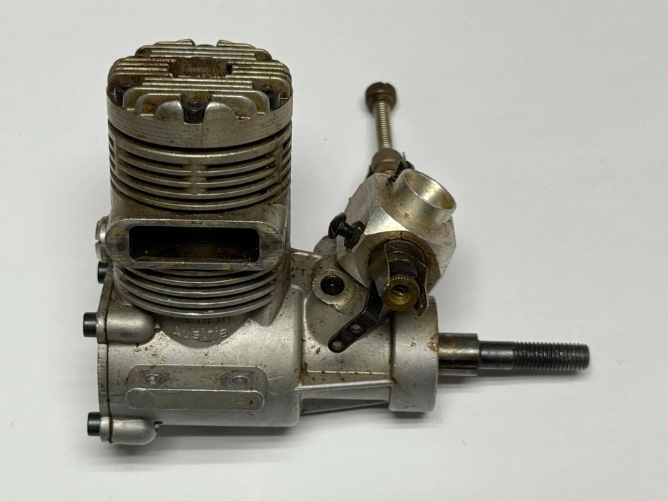 Webra .40 40 2 Two Stroke RC Remote Control Nitro Airplane Parts Part Engine - Image 2 of 2