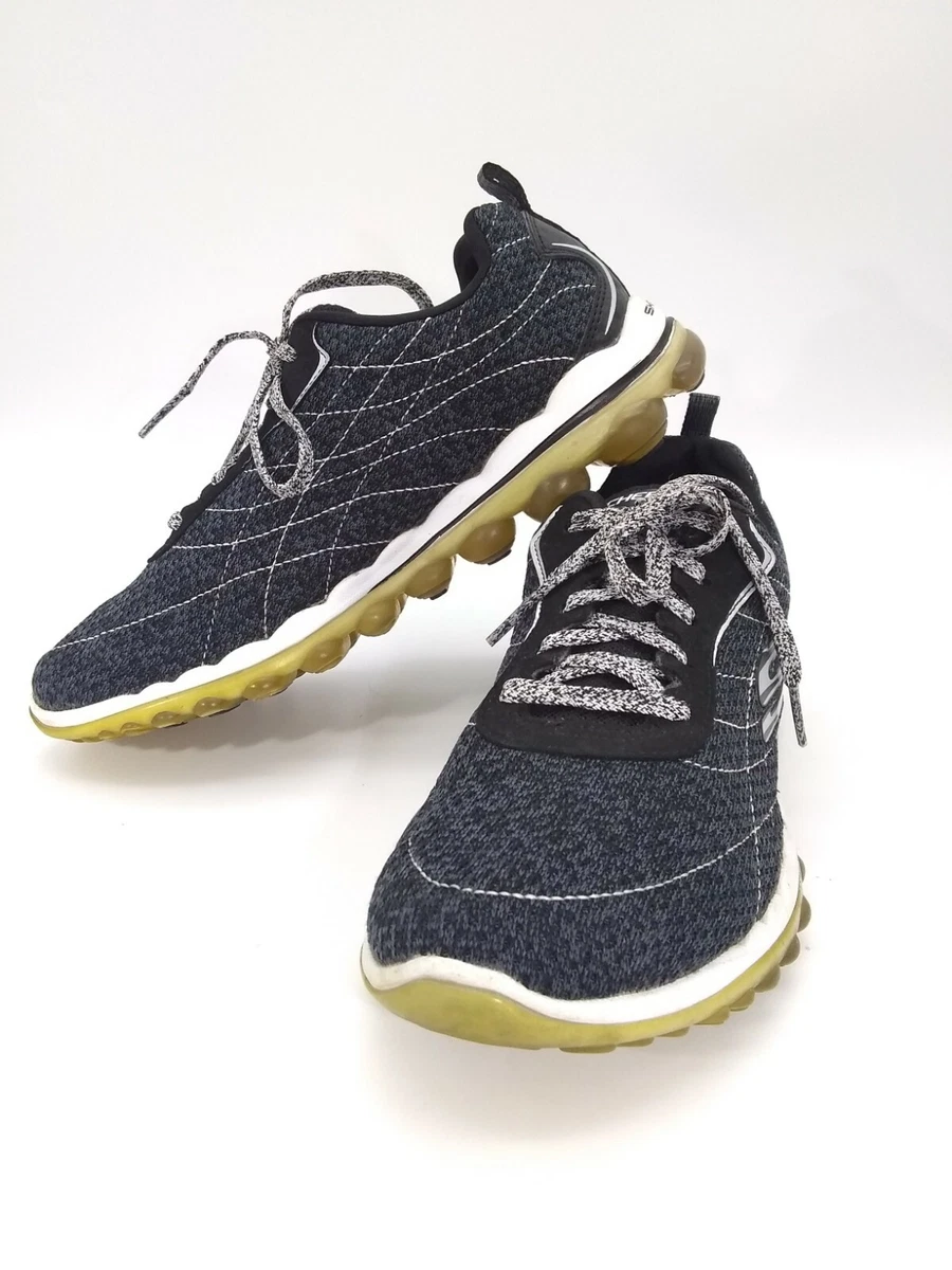 Skechers size 6 tennis shoes top