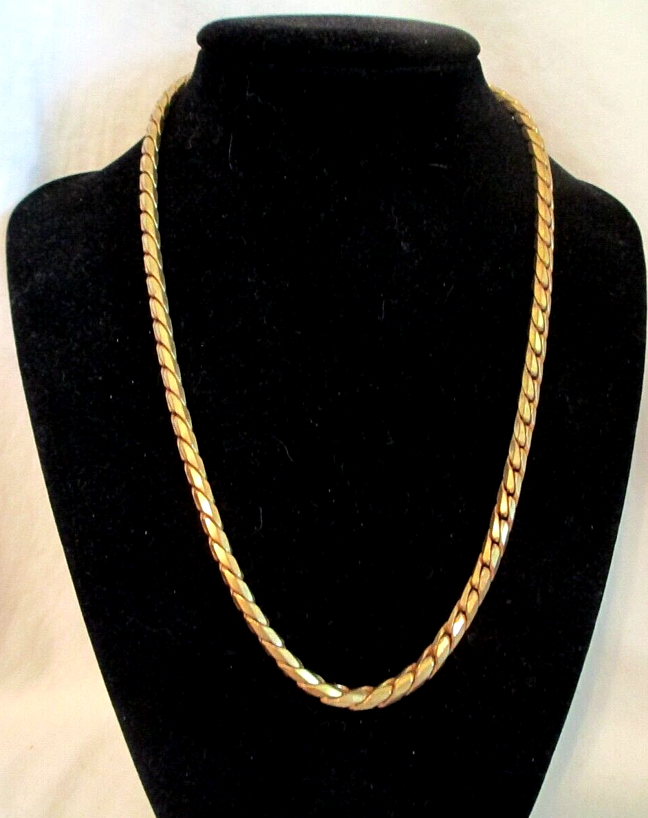 VINTAGE Heavy Gold Tone/Slide Clasp MIRIAM HASKELL Patent 3427691 