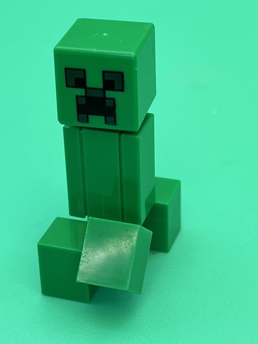 LEGO Minecraft Creeper Minifigure Min012 21118 The Mine