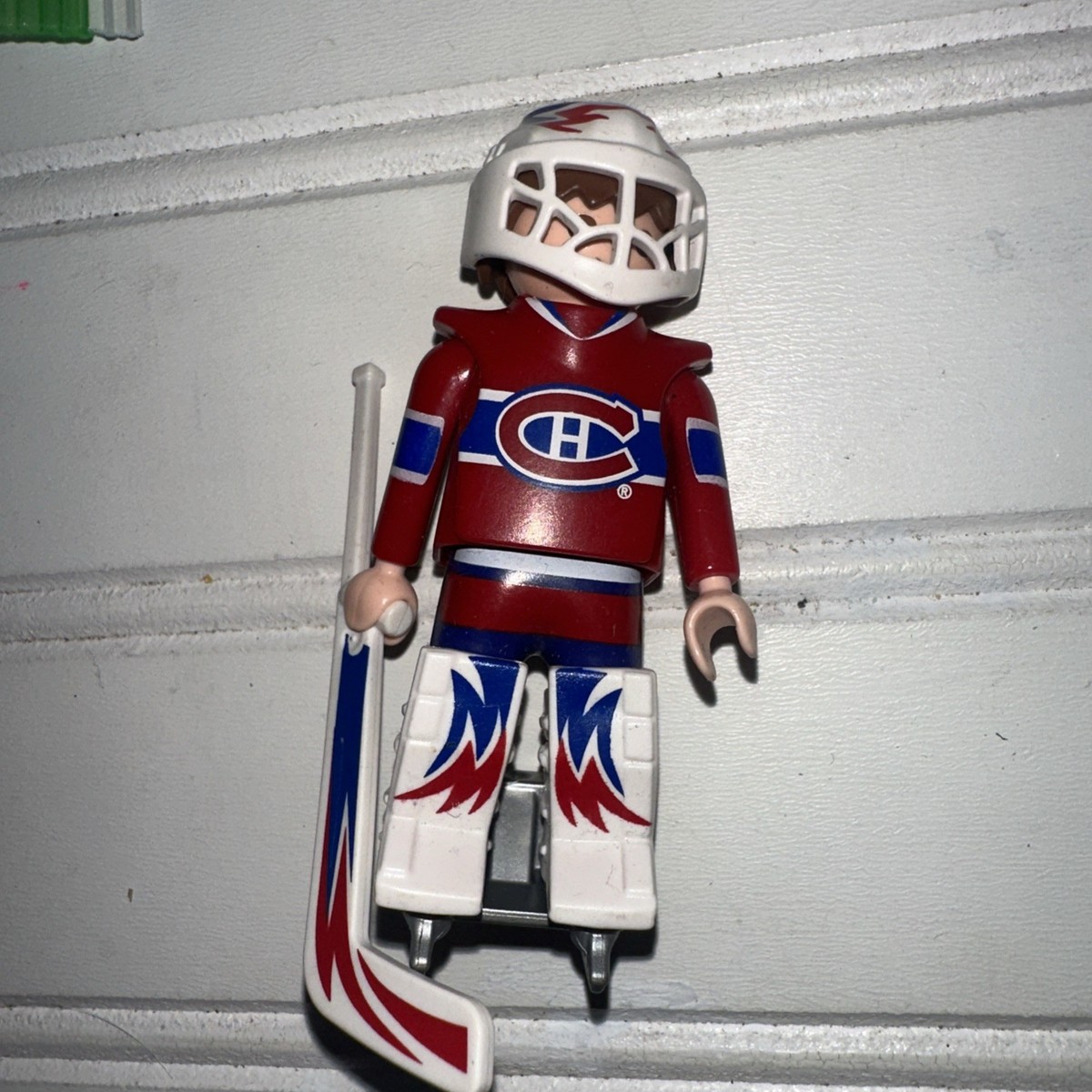Playmobil NHL Montreal Canadiens Goalie Patrick Roy No Gloves