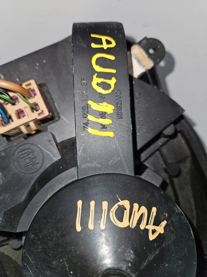 1998-2005 AUDI A4 MÓDULO DE MOTOR DE VENTILADOR FABRICANTE DE EQUIPAMENTO ORIGINAL, 615-58493 - Imagem 4 de 4