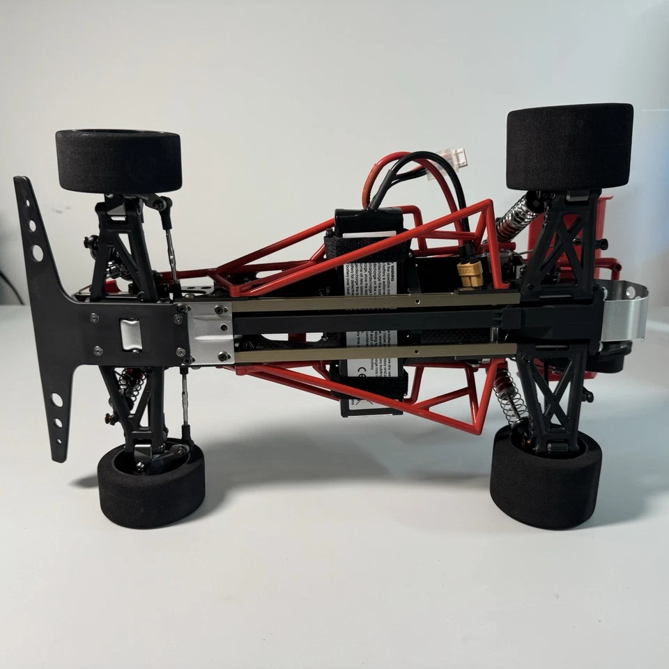 Modified Kyosho Javelin 1/10 Scale Buggy With Red Roll Cage Body - Image 3 of 4