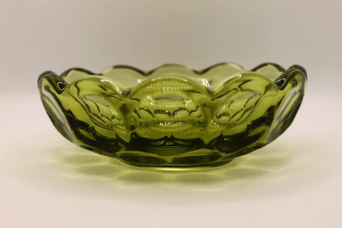 Vintage Federal Glass Yorktown Avocado Green Fruit Dessert Bowl Stacked Ovals - Picture 4 of 10