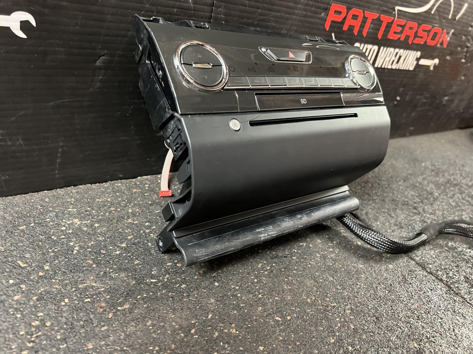 14-17 MASERATI GHIBLI A/C HEATER AIR TEMPERATURE CLIMATE CONTROL CD PLAYER