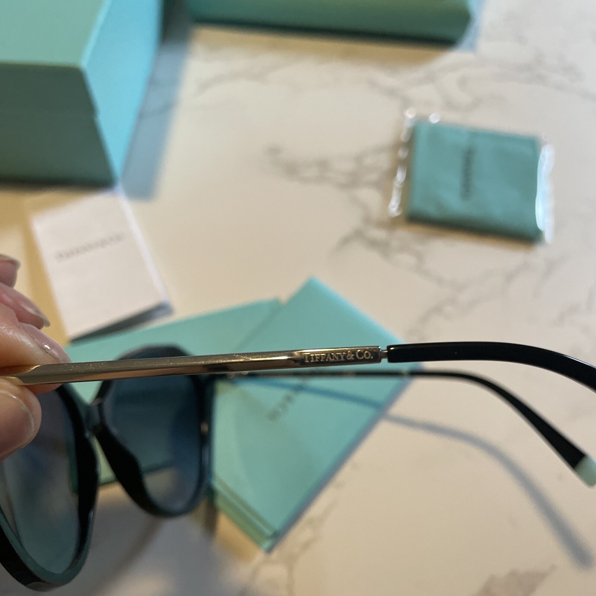 Tiffany & Company Sunglasses TF4173b  MA 21622 Tiffany & Co. TF4237B M (55 - 17) with Blue lenses and Black  main image 3