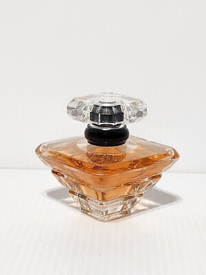 Lancome TRESOR Eau De Parfum - 1.7 Fl. Oz. SPRAY, 50 ml Perfume