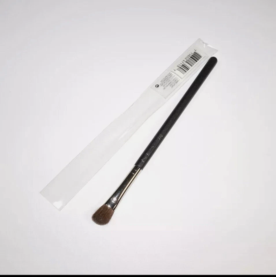 MAC Cosmetics 275 Medium Angled Shading Brush Eye Shadow 16cm Discontinued - Image 2 of 2