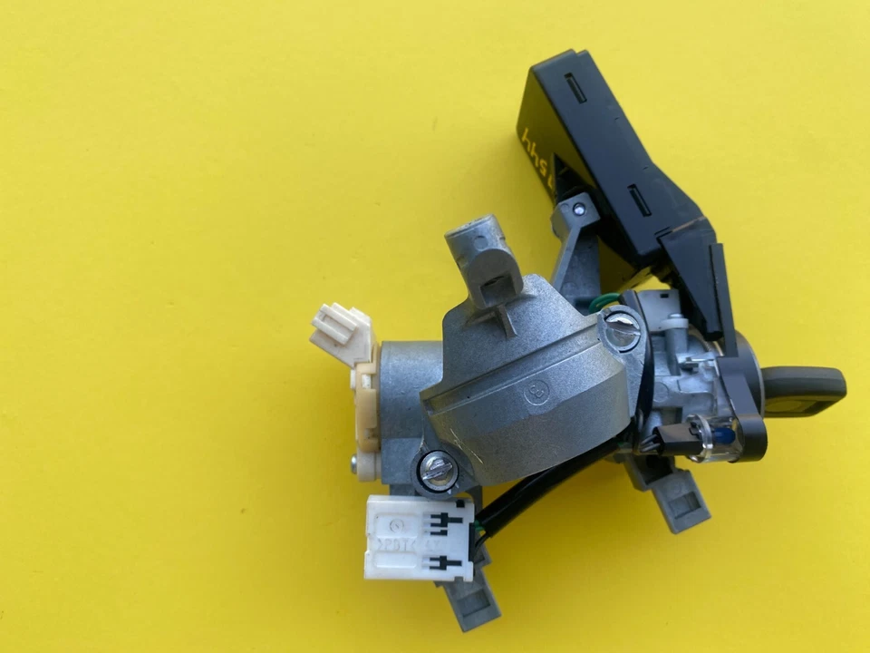 2008-2017 MITSUBISHI LANCER TRAVA DO INTERRUPTOR DE IGNIÇÃO COM CILINDRO CHAVE FABRICANTE DE EQUIPAMENTO ORIGINAL 8670A038 - Imagem 3 de 4