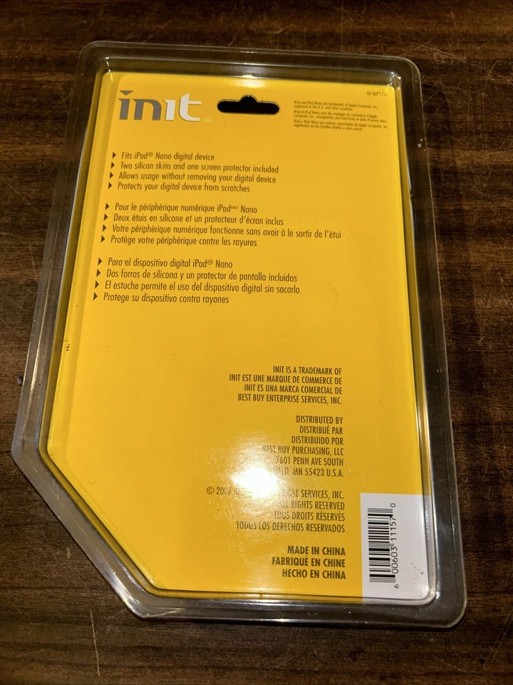 INIT iPod Nano Silicon 2 Protective Skins 2nd Generation Screen Protector - NEW - Image 3 of 3